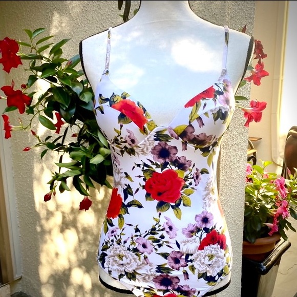 Cupshe Other - CUPSHE — S.🌹Beautiful One-Piece Swimsuit, ADORNED with Roses!🌹SO Pretty —NWOT
